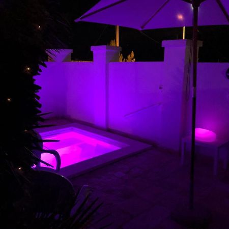 タラント Le Due Pigne (Adults Only)ヴィラ エクステリア 写真